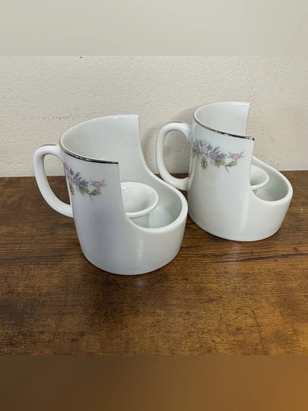 Vtg Society Fine China Shelly Candle Holder Pair Crescent Cutout Japan Platinum